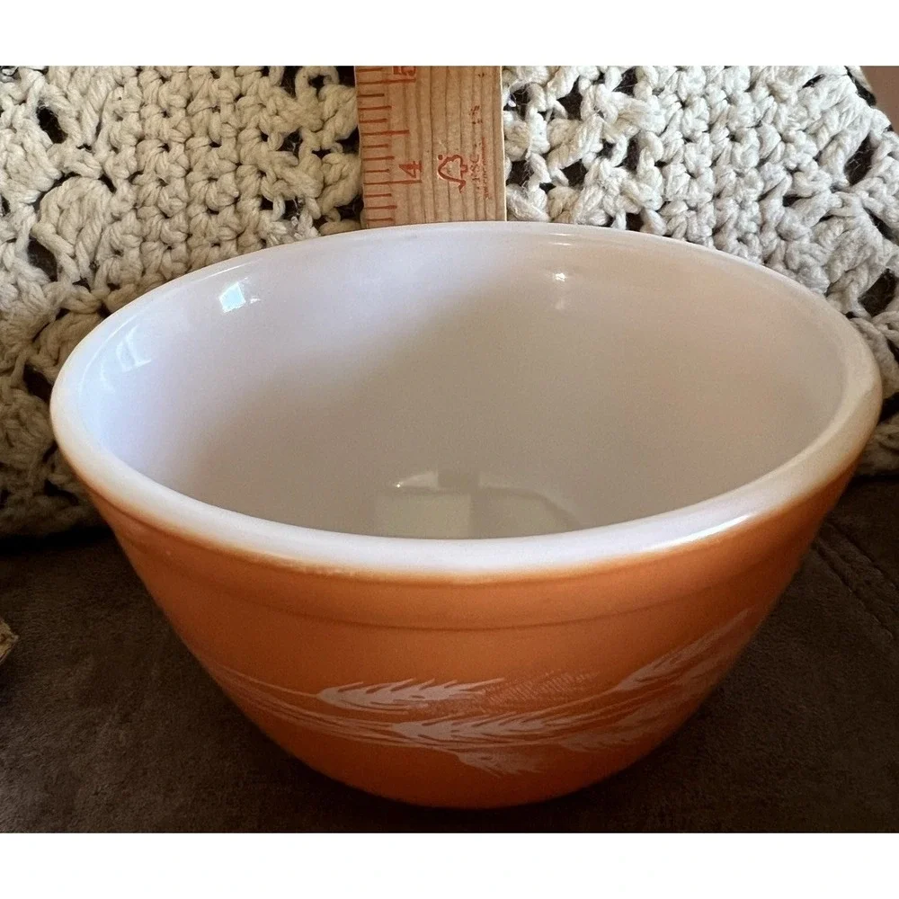 Pyrex 401 Orange Autumn Harvest Glass Round Shape Small Mixing Bowl